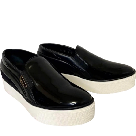 **SOLD**RARE Louis Vuitton Catwalk Patent Platform Sneakers! LIKE NEW 37 1/2 - Picture 5 of 13